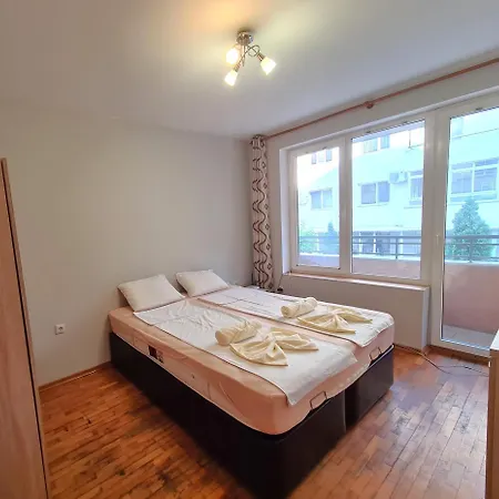 морска градина матео Apartment *